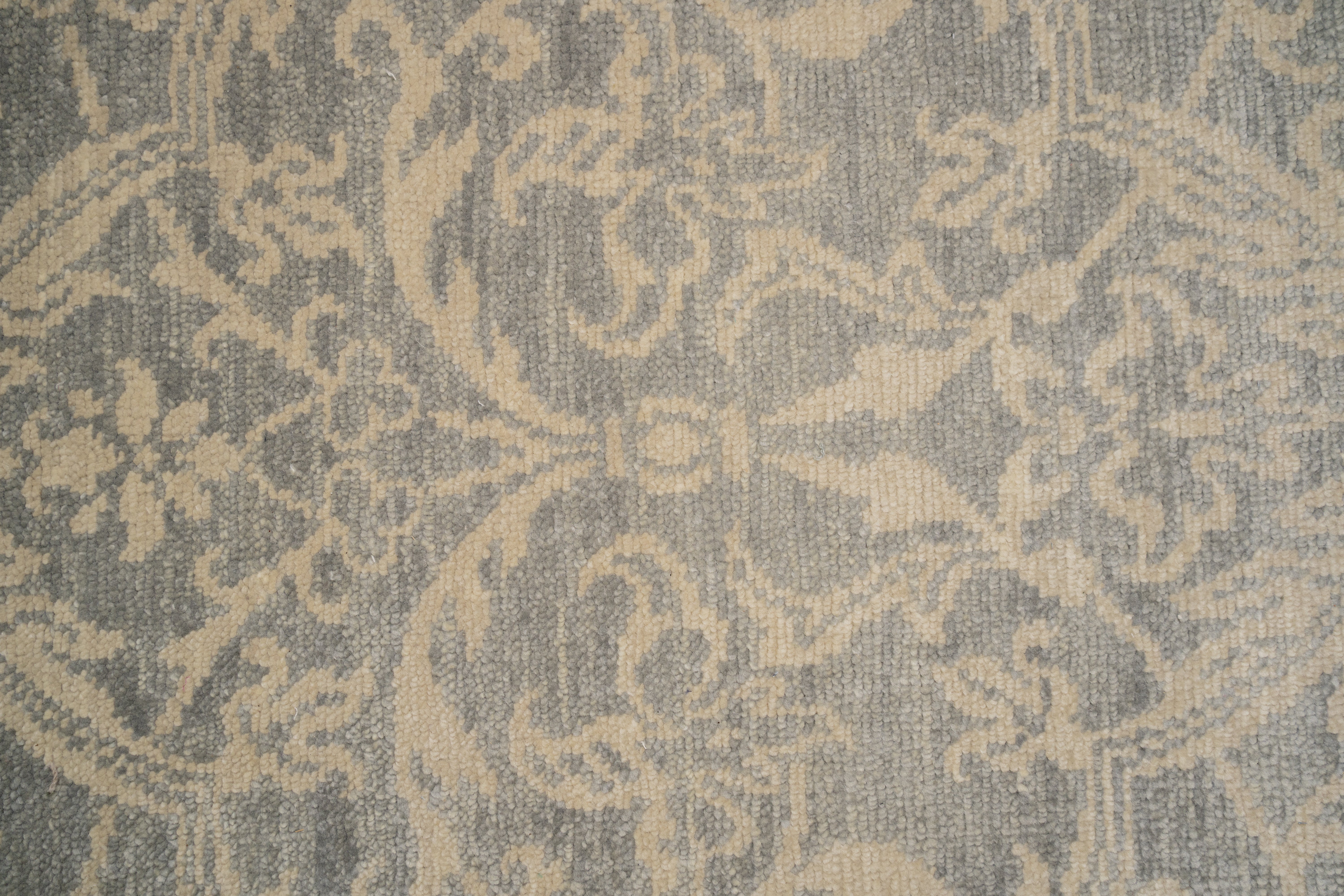 Handknotted Carpet DIA- 2117
